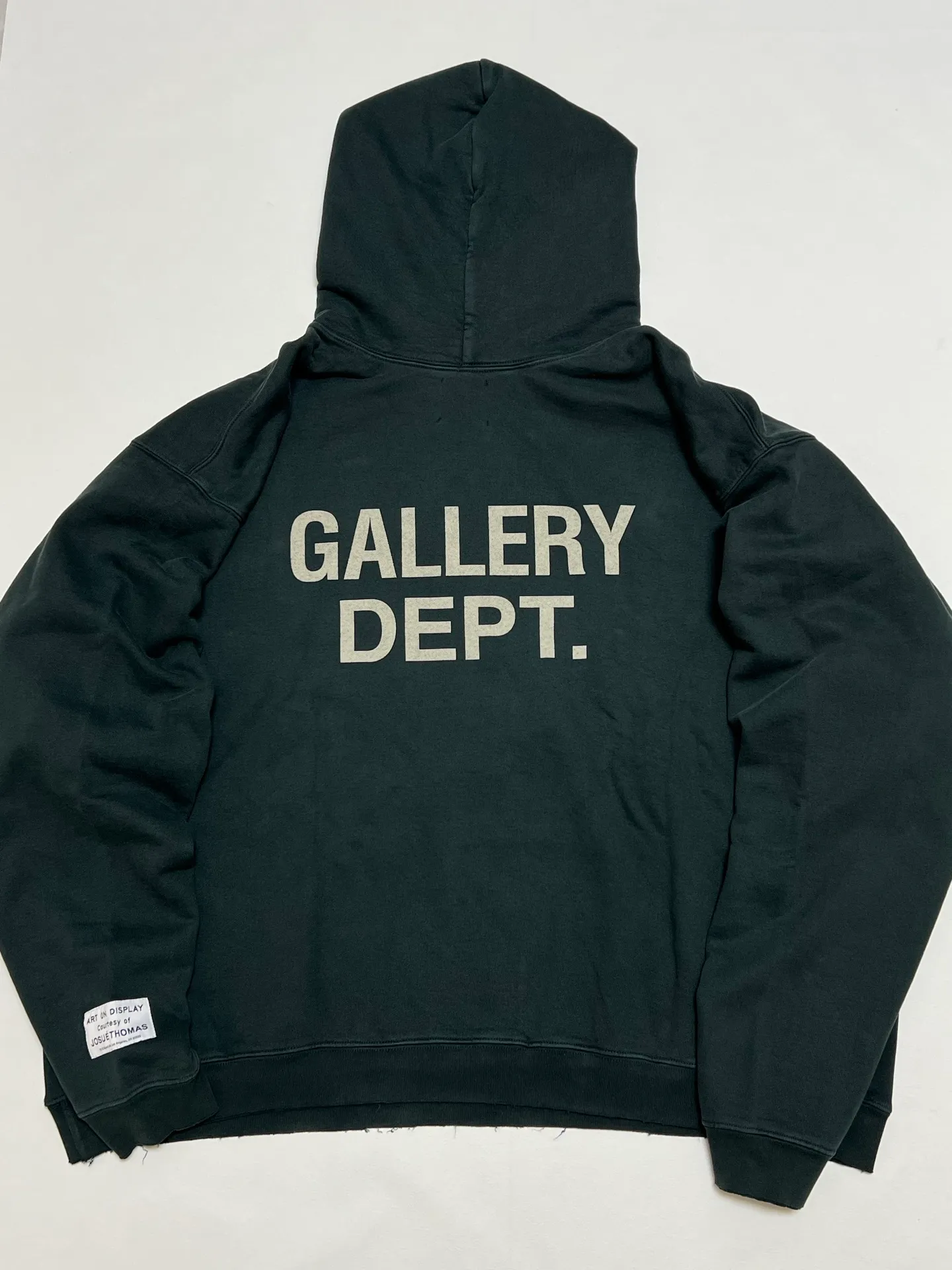 GALLERY DEPT. 90'S GD LOGO HOODIE 90's retro destruction English hoodie blue and black S-XL ⚠️Note: The color of this style should be green and black, not black! Requires custom weaving and dyeing. 500g high weight sweatshirt fabric. Fleece treatment on the inside. Overall wide and comfortable. Loose fit. Trendy and fashionable. Consistent with the original. Discharge printing process. Consistent with the original hang tag. Hanging grain with G LOGO.
